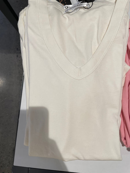 Ventura S/S V-Neck T-Shirt