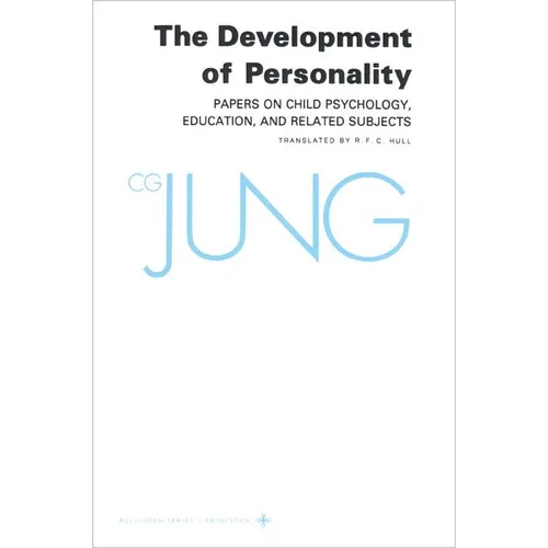 Collected Works of C. G. Jung, Volume 17: Development of Personality - Paperback