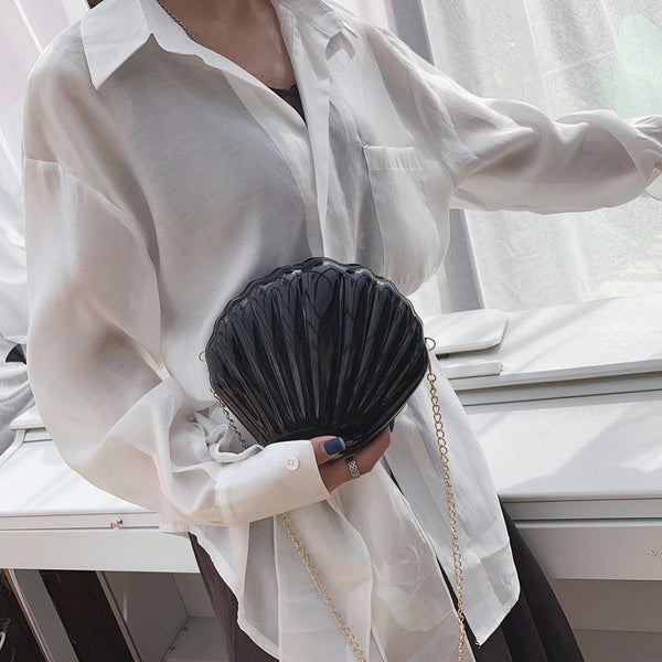 Shell Chain Shoulder Bag