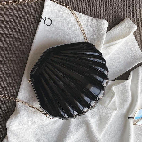 Shell Chain Shoulder Bag